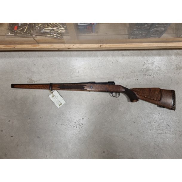 Sako A3 fuldskftet kaliber 30-06 med orginal sako montage