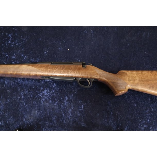 Tikka T3 hunter LINKS kaliber 22-250