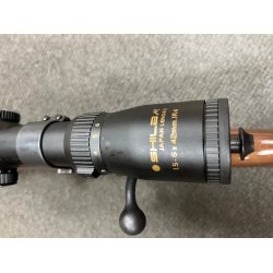 Savage model 93 kaliber 17hmr links  brugt